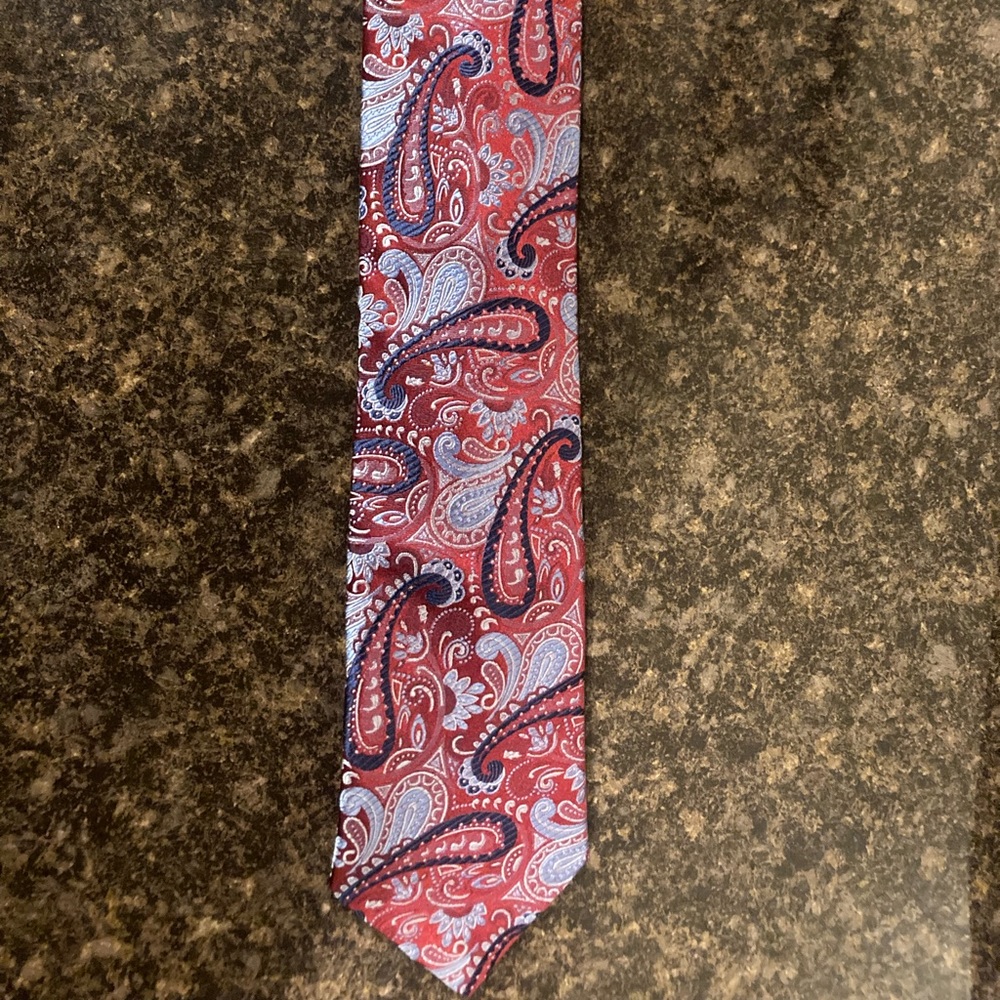 VINTAGE BURMAS BIBAS TIE
